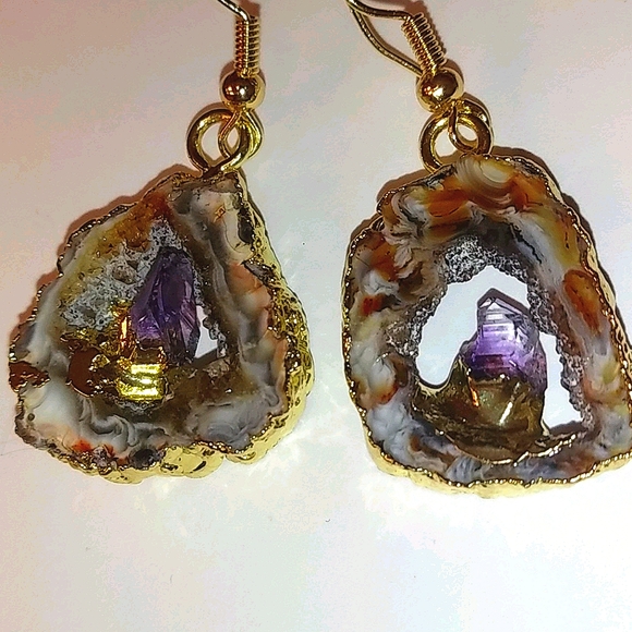Sunyik Natural Agate Geode Drop Earrings - Picture 3 of 5